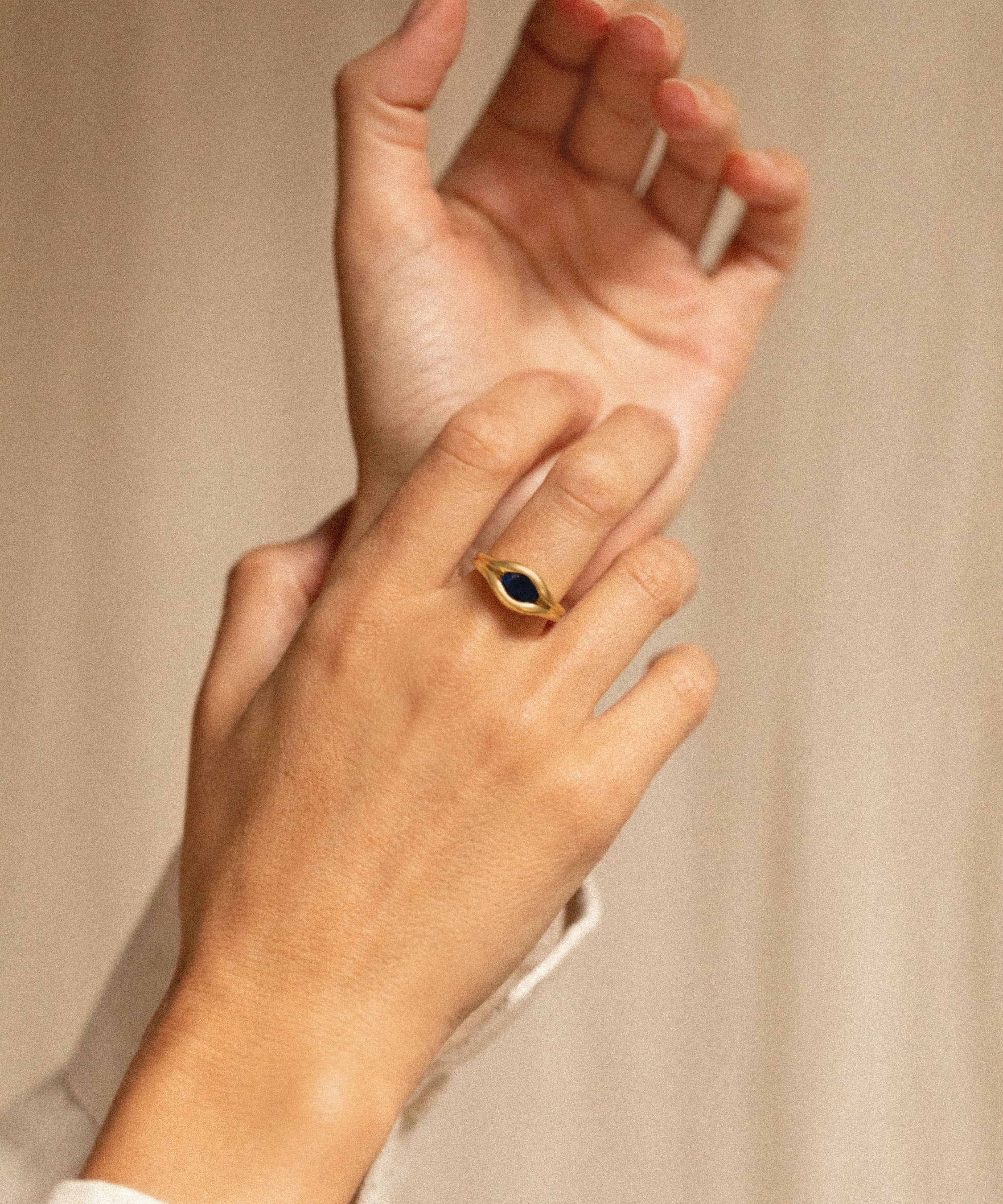 18K gold Echo ring — Blue Sapphire handcrafted minimalist gold ring — artisan jewelry Sri Lanka — Sun Rae