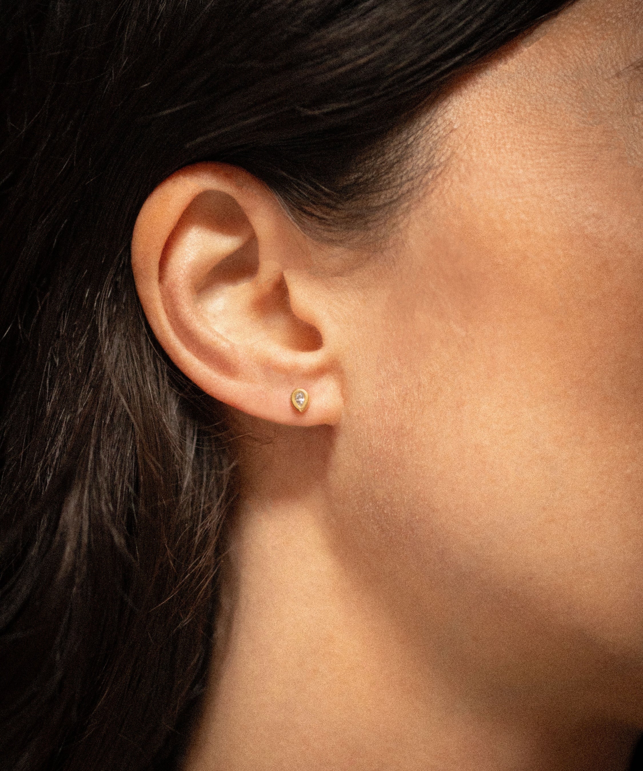18K gold stud earrings with white sapphire — handcrafted gemstone studs — Sun Rae