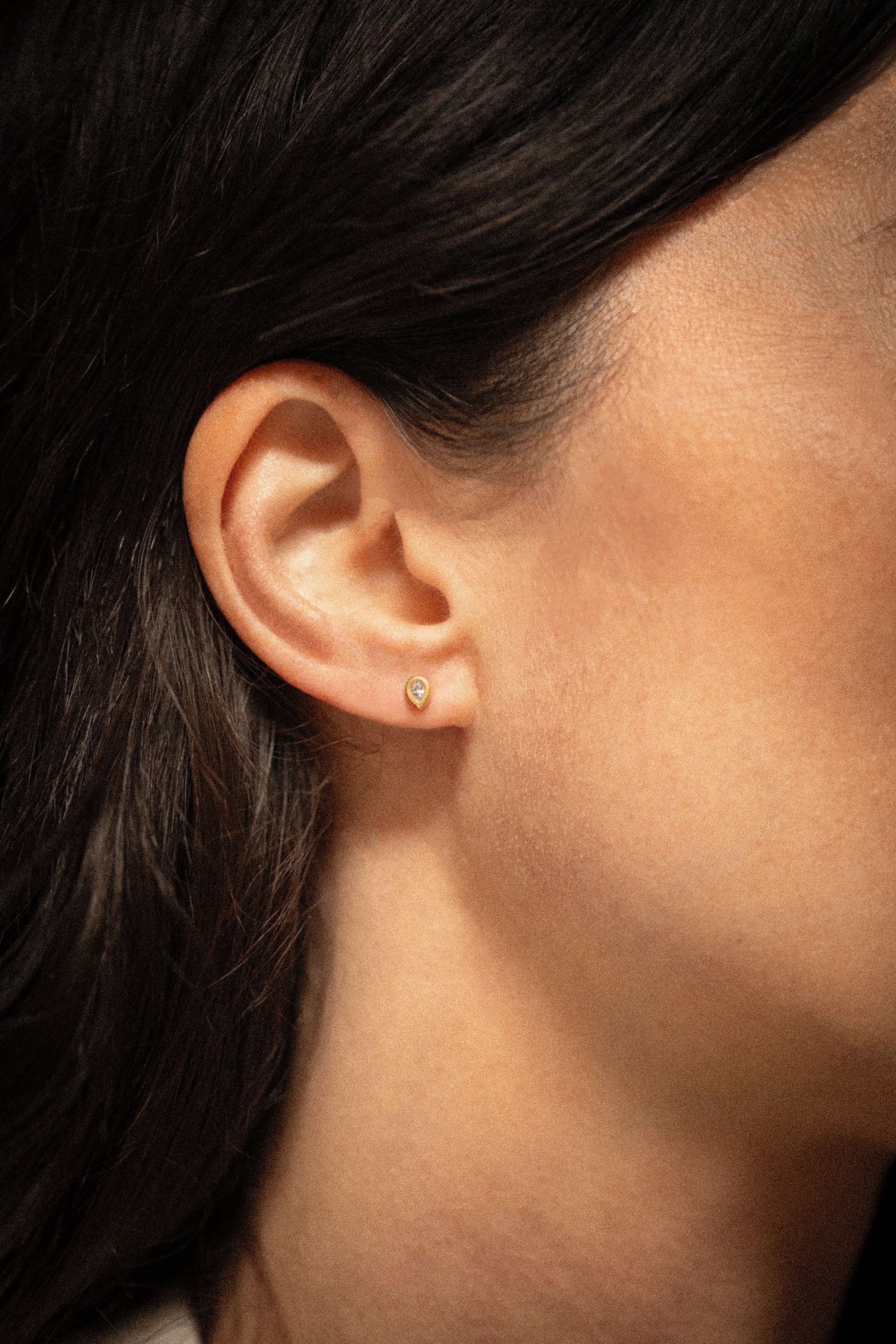18K gold stud earrings with white sapphire — handcrafted gemstone studs — Sun Rae