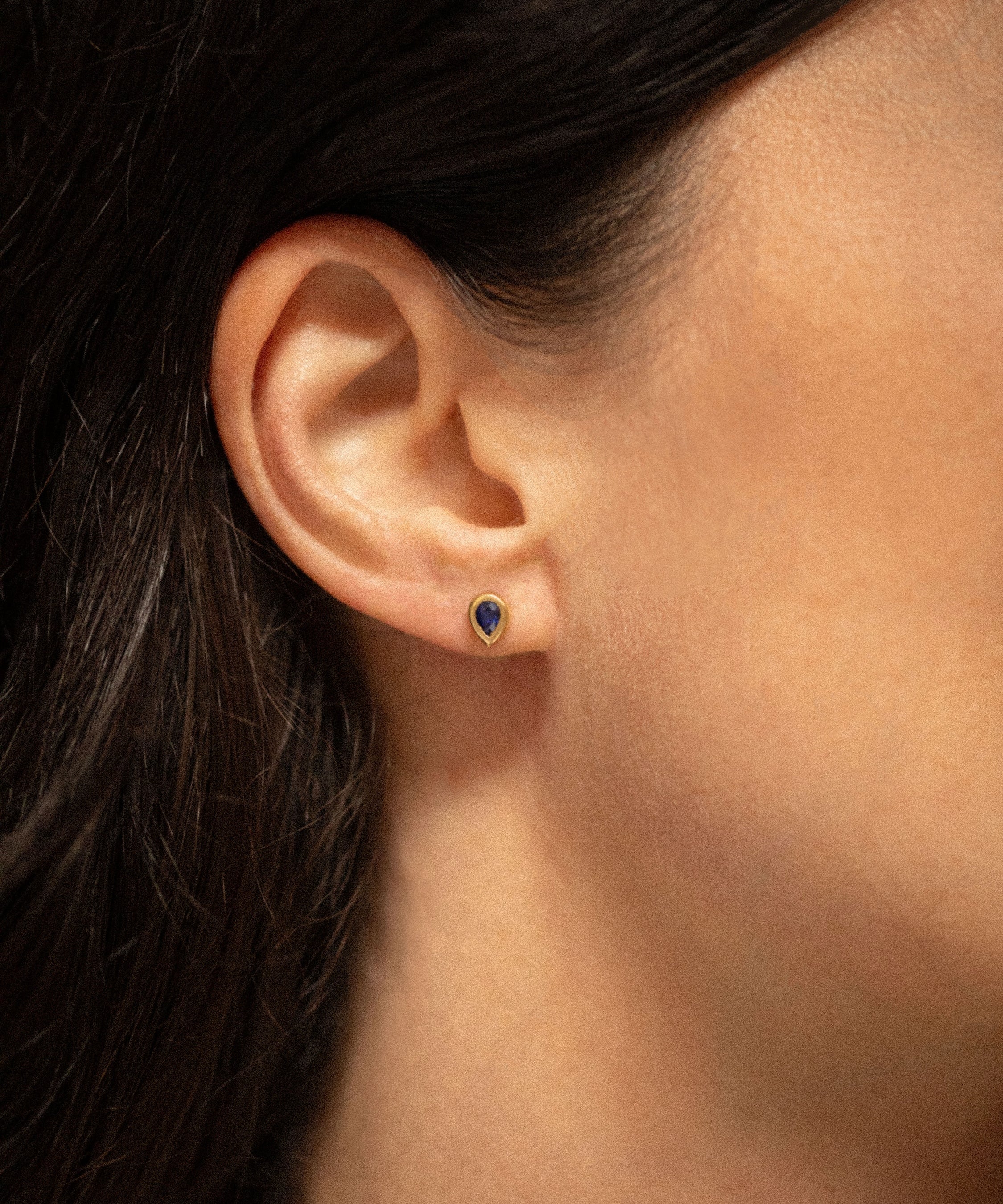 18K gold stud earrings with blue sapphire — handcrafted gemstone studs — Sun Rae